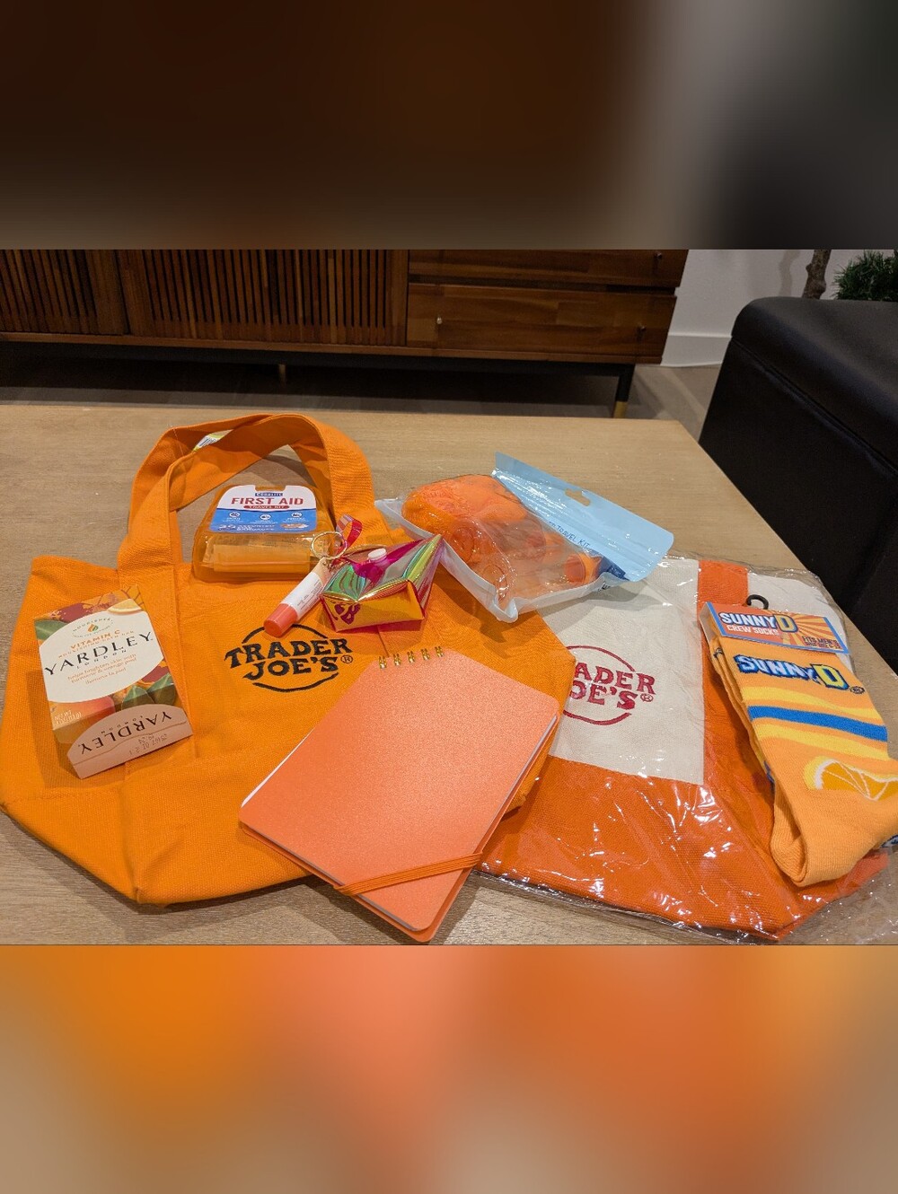 🧡Orange Trader Joe's Canvas Tote Bag Set🍊